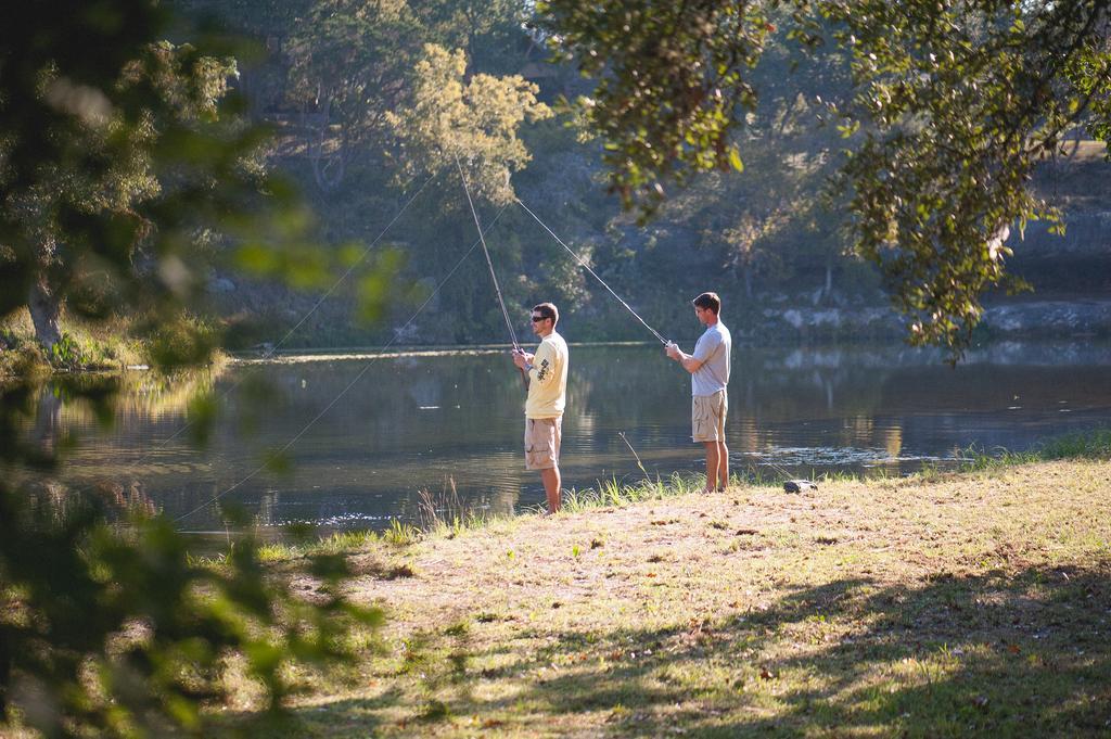 The Lodge At Cypress Falls Wimberley Eksteriør billede